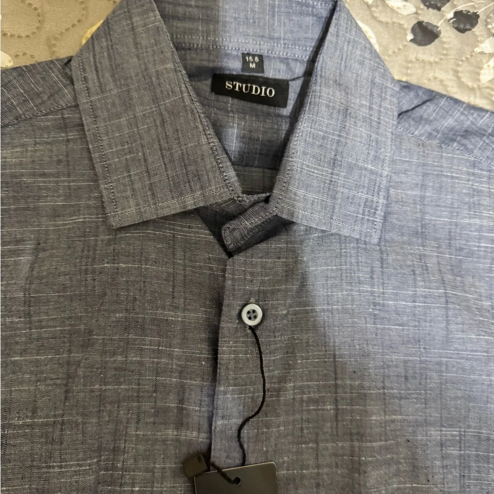 Studio button up - Picture 2 of 2